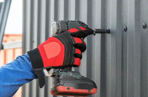 Travaux de zinguerie - Frans